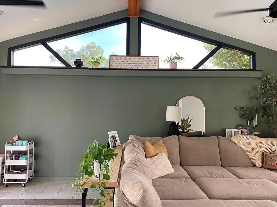 715 W Pennsylvania Avenue, Deland, FL 32720 - Image #3