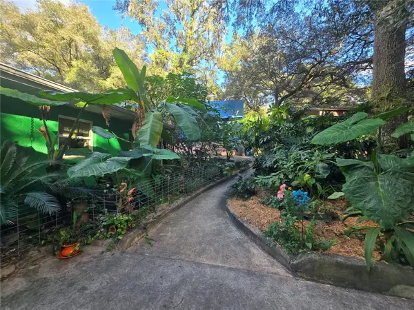 940 W Minnesota Avenue, ORANGE CITY, FL 32763