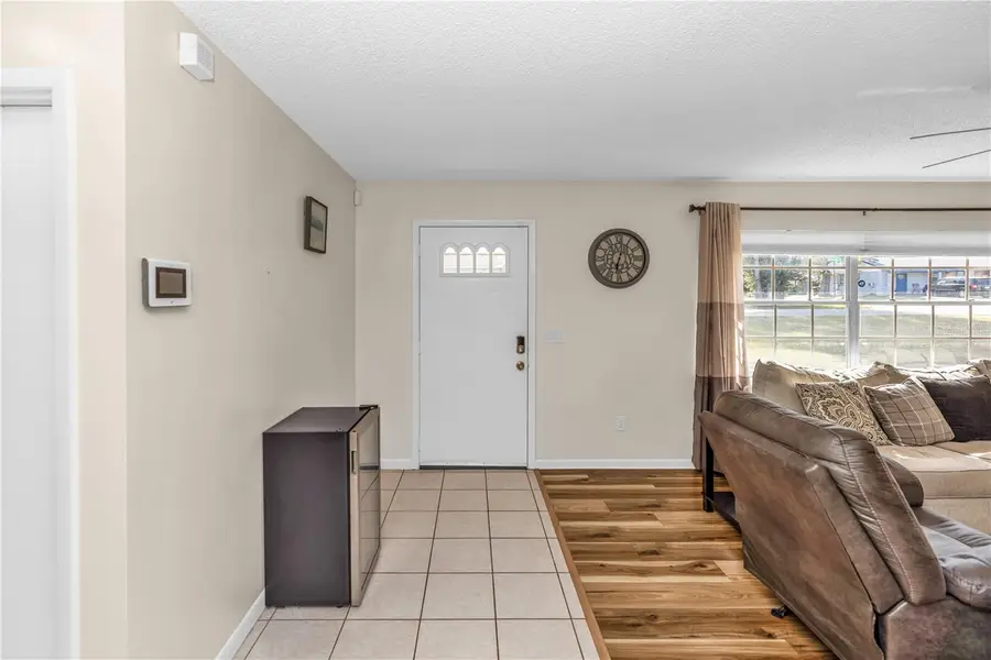 295 Brooklyn Avenue, Orange City, FL 32763 - Image #3