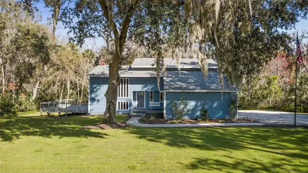 385 E Country Circle Drive, PORT ORANGE, FL 32128