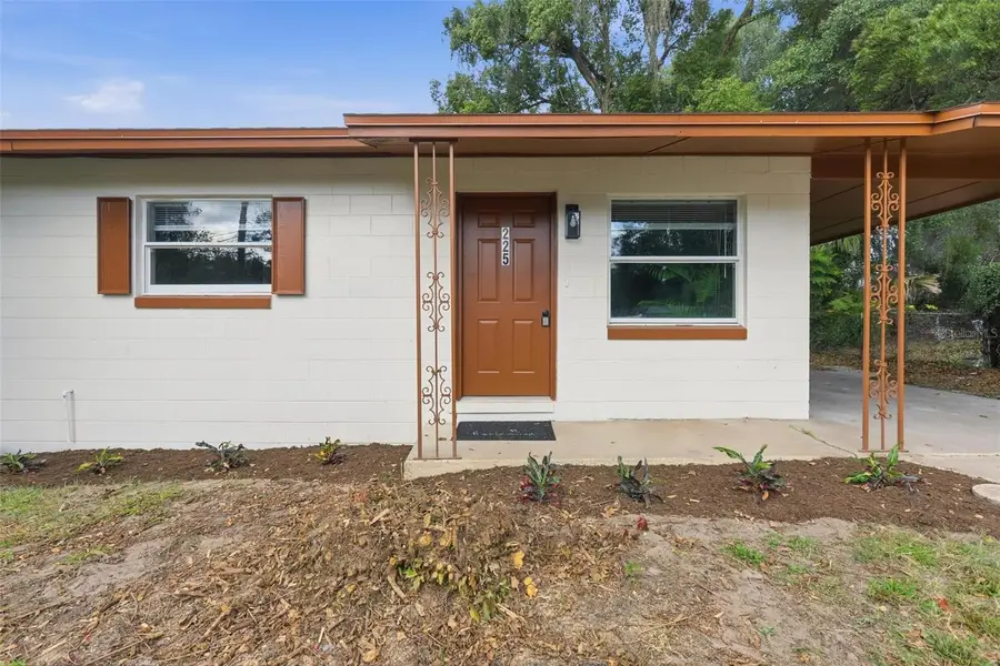 225 W Volusia Avenue, Deland, FL 32720 - Image #2