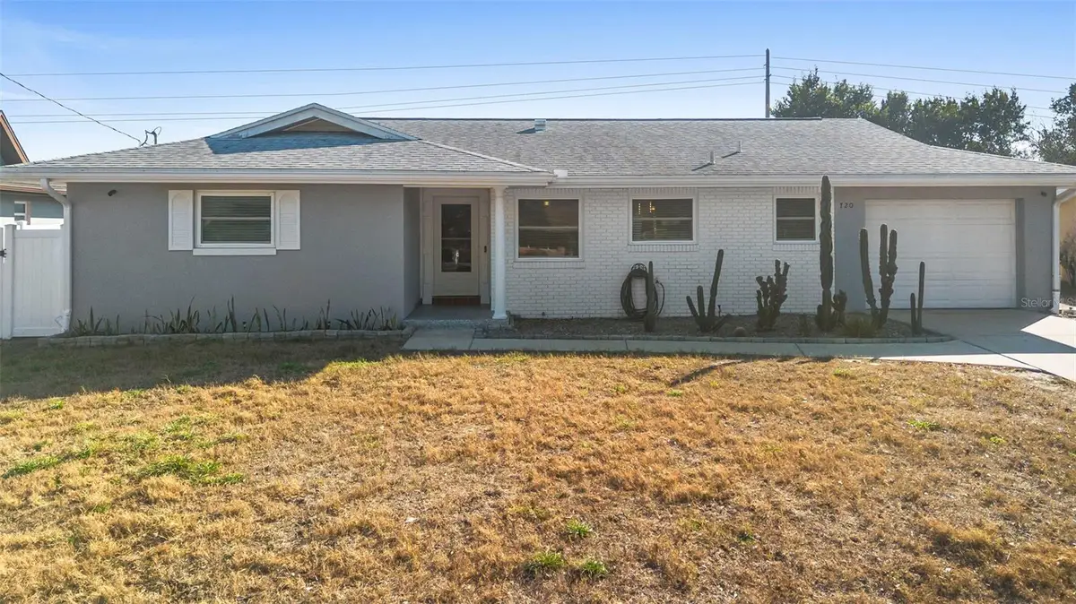 720 Amhurst Drive, Orange City, FL 32763 - #1