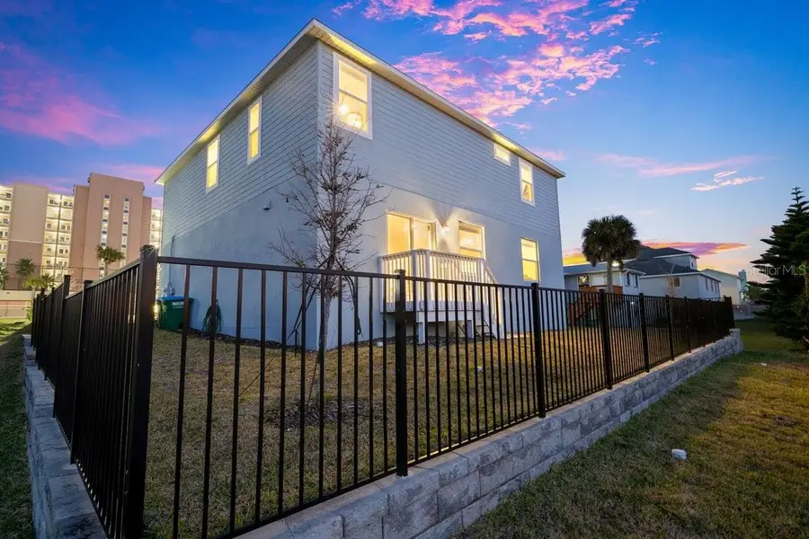 3828 S Atlantic Avenue, Daytona Beach Shores, FL 32118 - #3