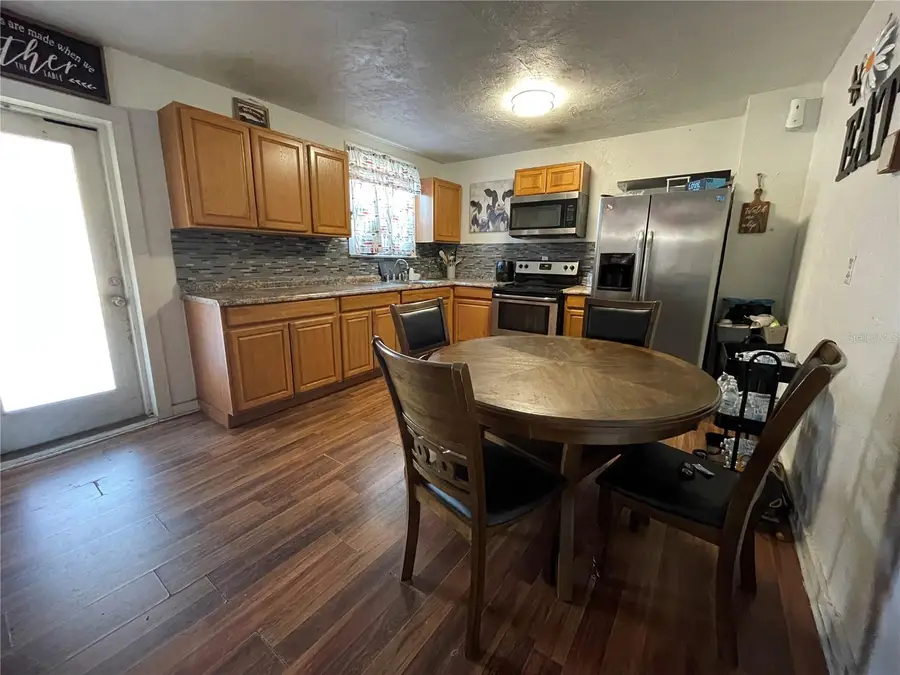 107 W Beresford Avenue, Deland, FL 32720 - #3