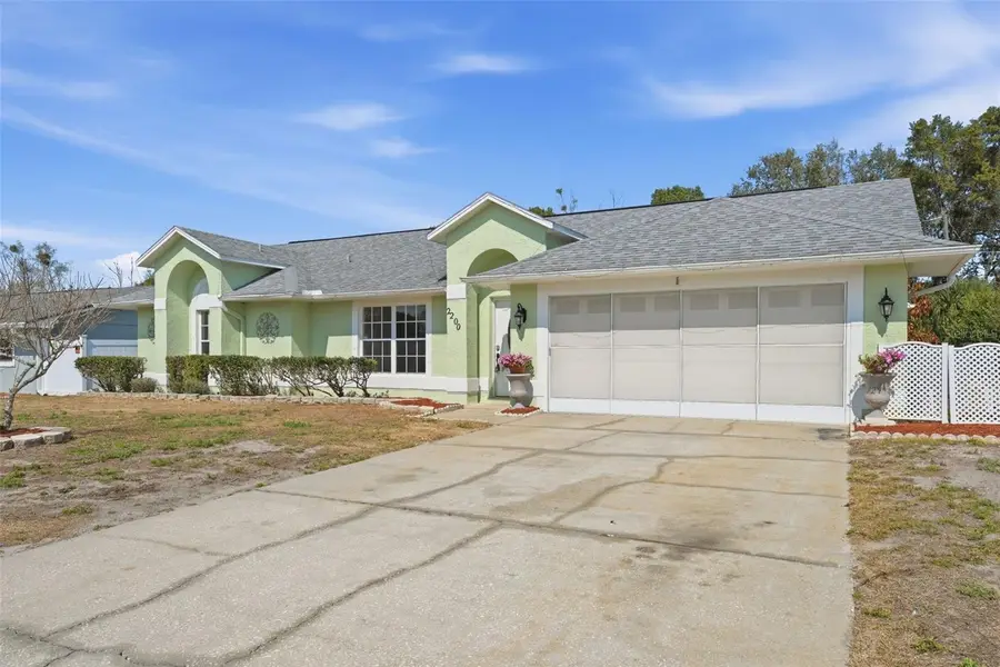 2200 Wallingford Street, Deltona, FL 32738 - #2