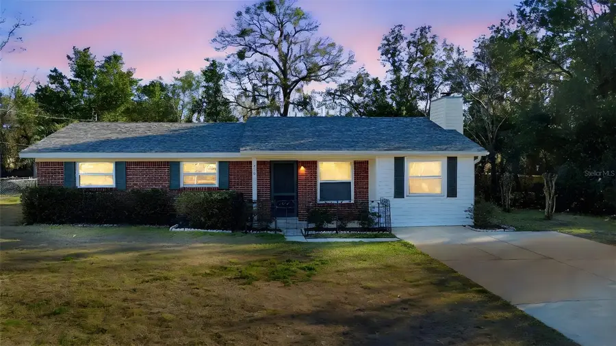 380 Brooklyn Avenue, Orange City, FL 32763 - #2