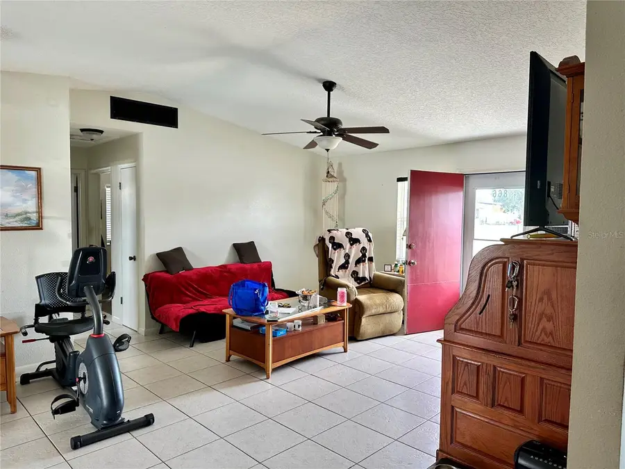 866 Henderson Street, Deltona, FL 32725 - #3