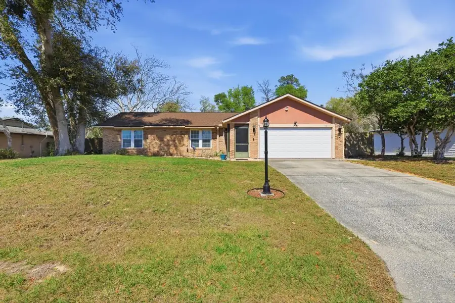 2800 Foxdale Drive, Deltona, FL 32738 - #2