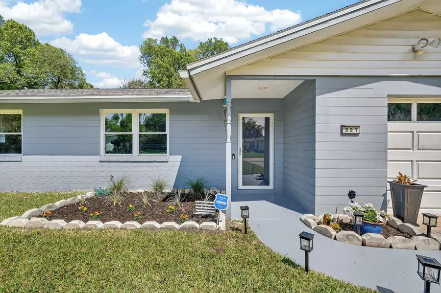 327 London Road, Daytona Beach, FL 32117 - #2