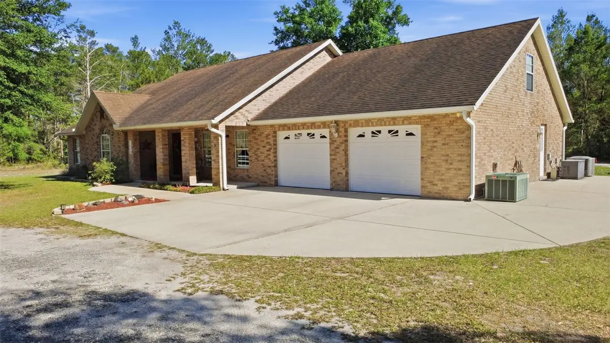 1640 Red Dog Road, De Leon Springs, FL 32130 - #1