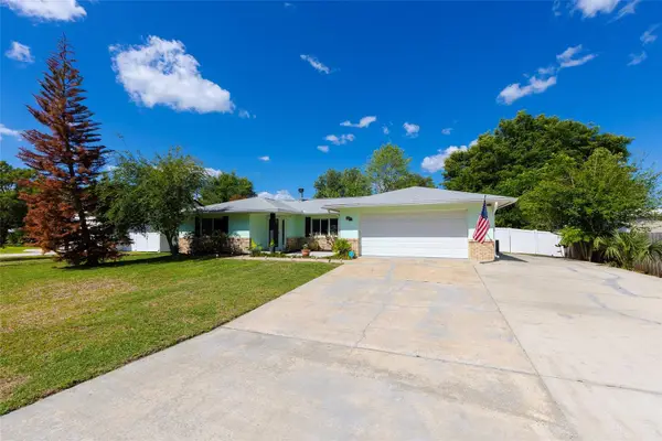1734 Santiago Street, DELAND, FL 32720