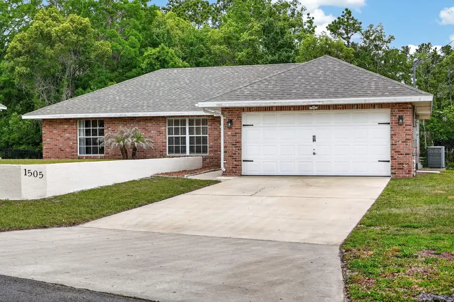 1505 Lakeside Drive, Deland, FL 32720 - #2