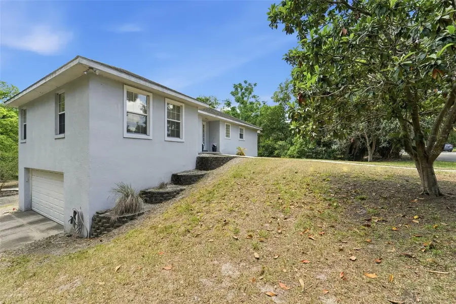 393 S Dexter Avenue, Deland, FL 32720 - #3