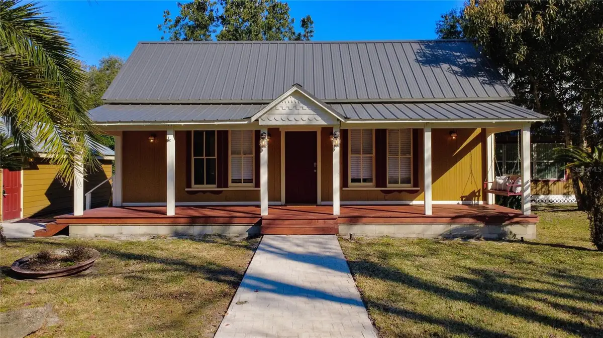 1148 N Grandview Street, Mount Dora, FL 32757 - #1
