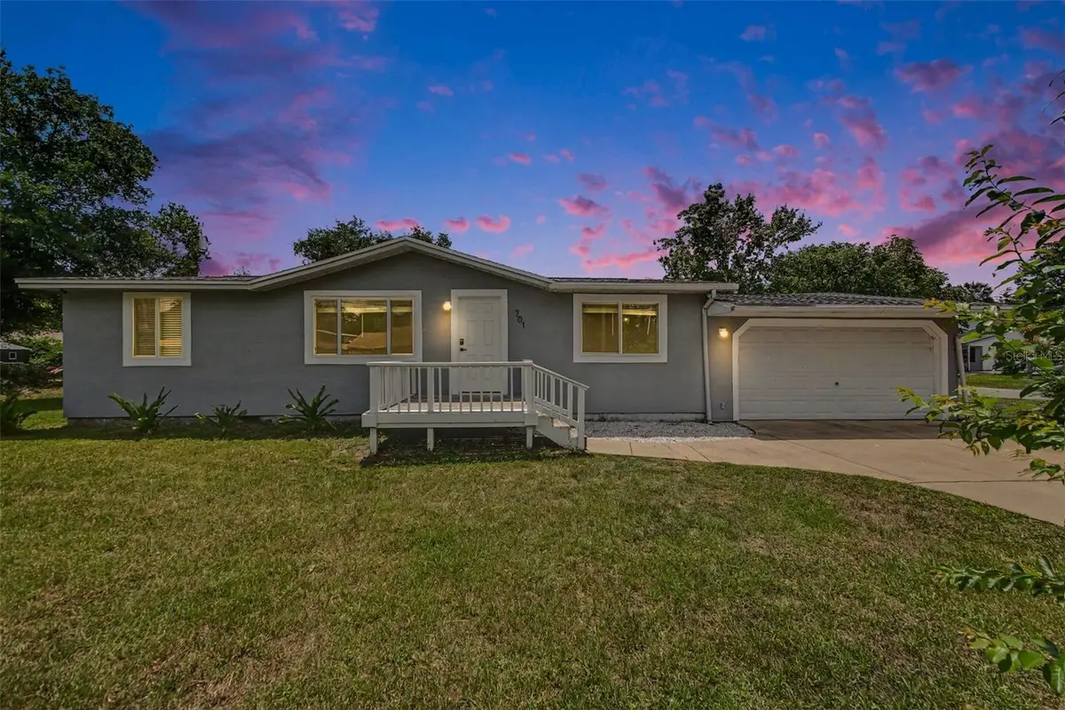 701 E Woodland Street, Bunnell, FL 32110 - #1