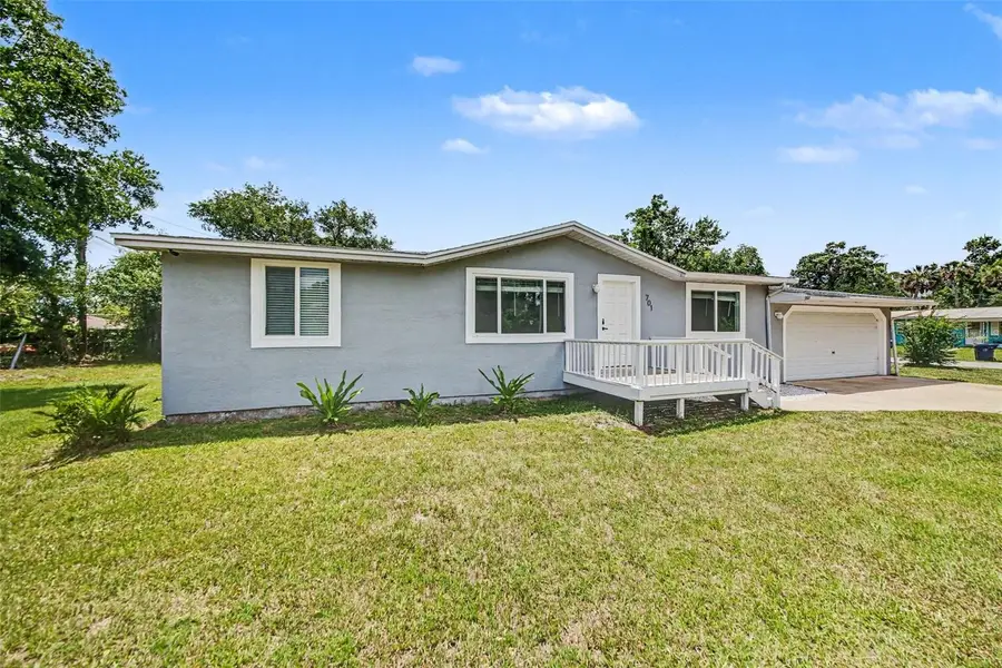 701 E Woodland Street, Bunnell, FL 32110 - #3