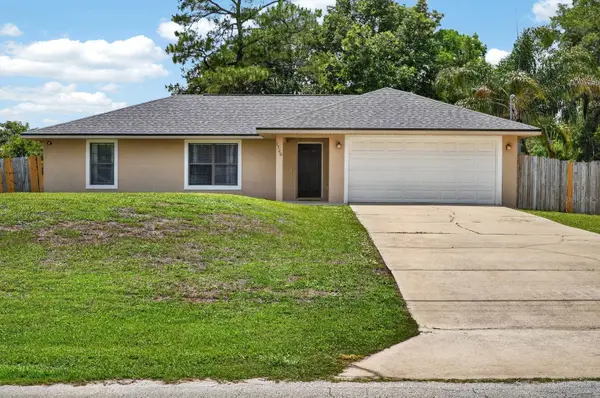 1520 3rd Avenue, DELAND, FL 32724
