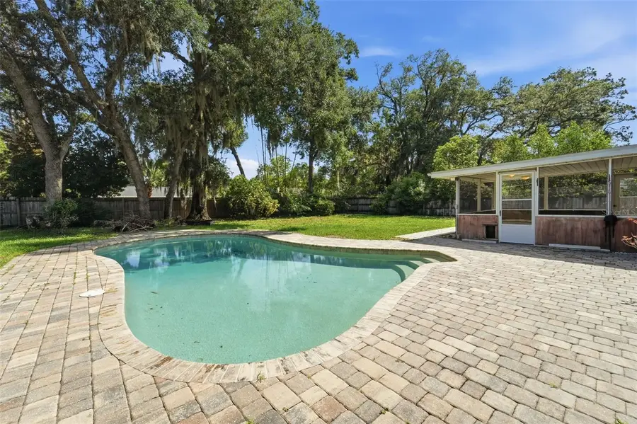915 E Michigan Avenue, Deland, FL 32724 - #3