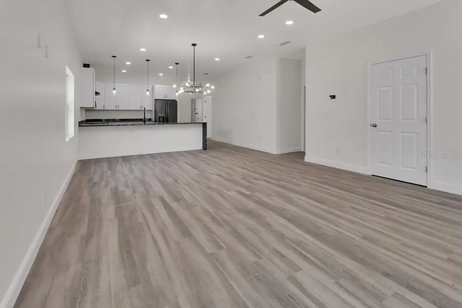 558 Wallace Street, Daytona Beach, FL 32114 - #3