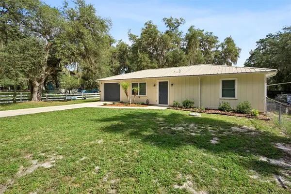 24623 N George Street, ASTOR, FL 32102