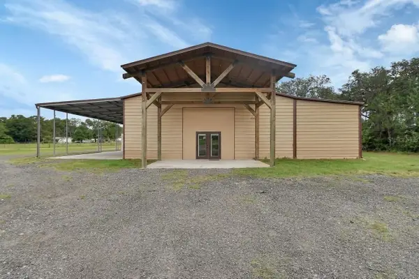 4940 State Road 11, DE LEON SPRINGS, FL 32130
