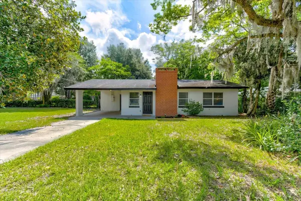 705 S Clara Avenue, DELAND, FL 32720