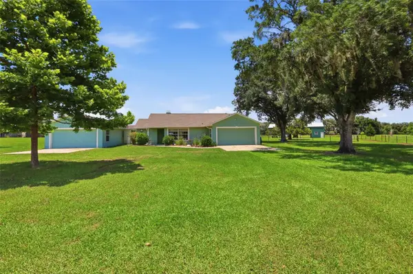 1200 N Hart Road, GENEVA, FL 32732