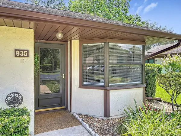 935 Eastridge Drive #7A, DEBARY, FL 32713