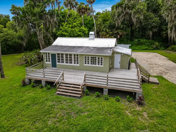 556 Stone Island Road, ENTERPRISE, FL 32725