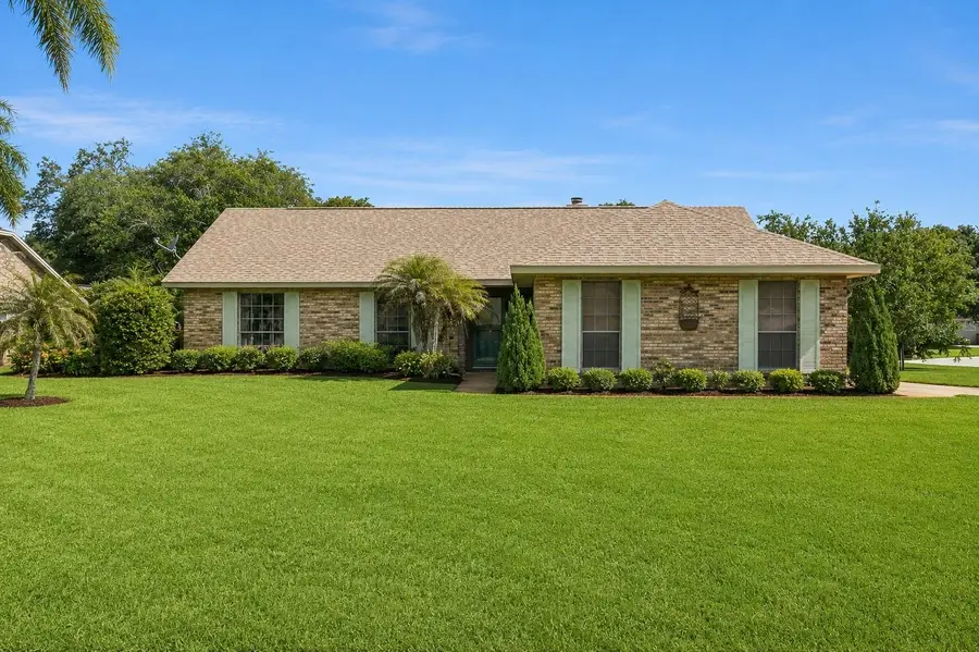 4 Bass Lake Drive, Debary, FL 32713 - #2