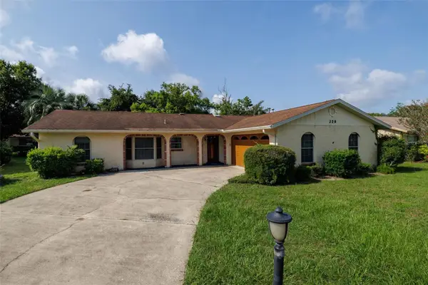 229 Georgetowne Boulevard, DAYTONA BEACH, FL 32119