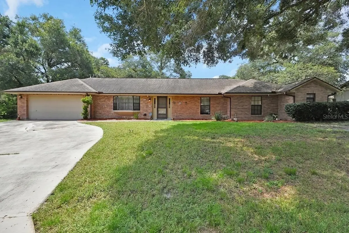 750 Oak Terrace, Orange City, FL 32763 - #1