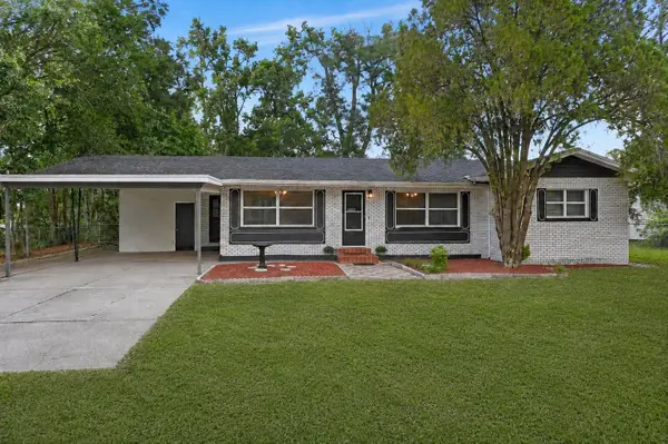 1502 Stevens Avenue, DELAND, FL 32720