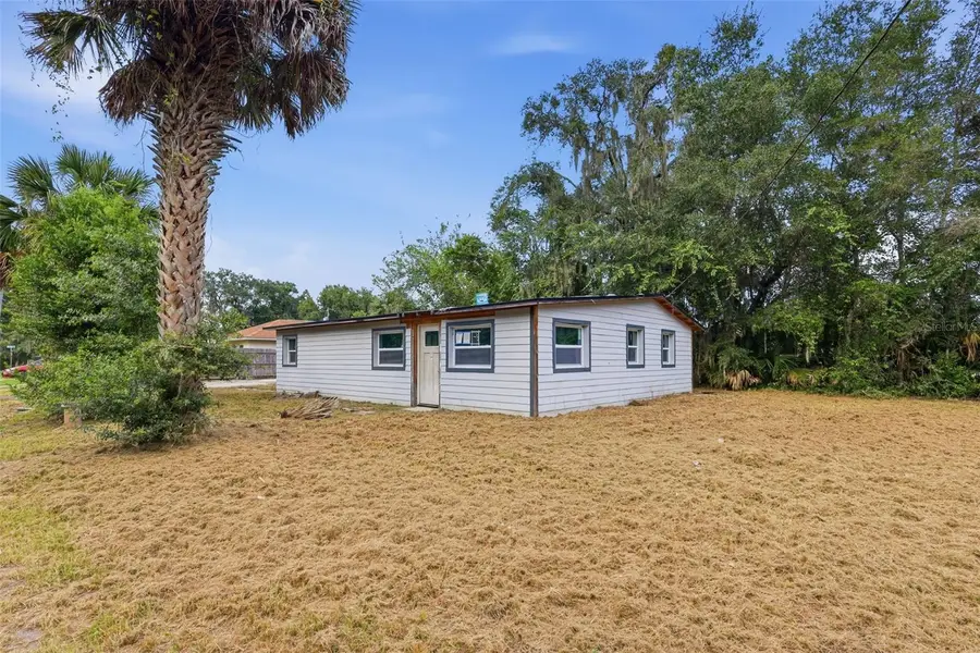 921 S Salisbury Avenue, Deland, FL 32720 - #2