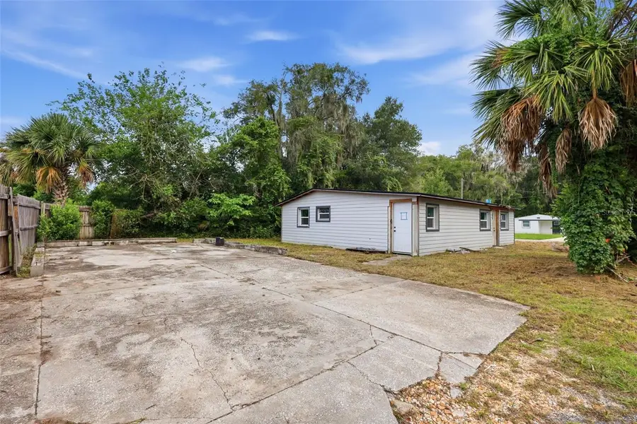 921 S Salisbury Avenue, Deland, FL 32720 - #3