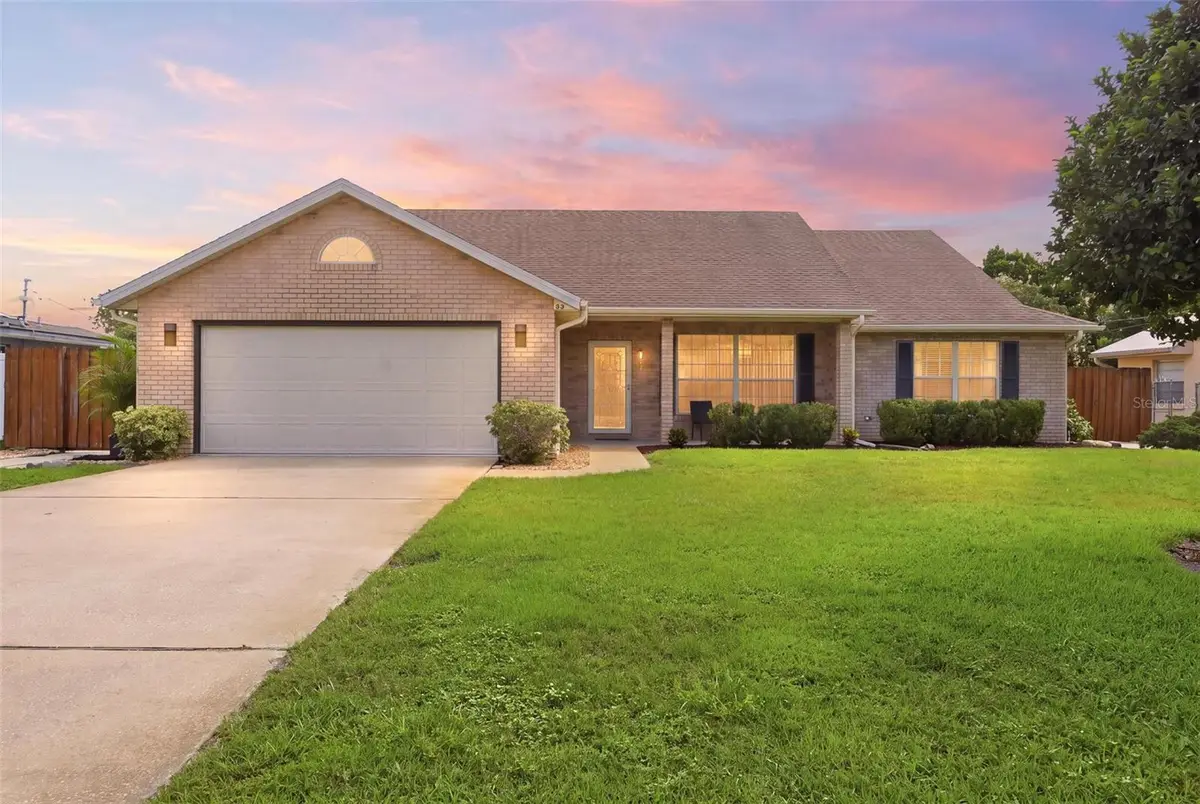 1121 Glendale Avenue, Deltona, FL 32725 - #1