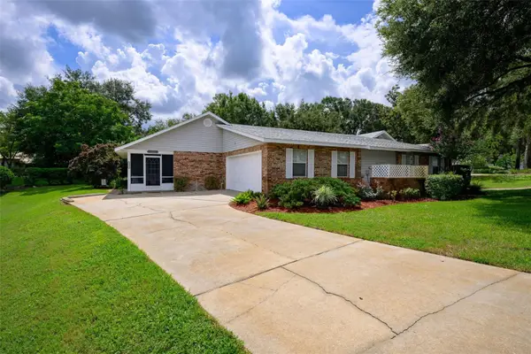 2525 S Glen Eagles Drive, DELAND, FL 32724