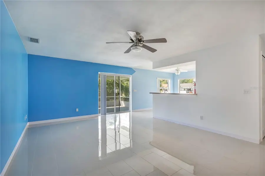 561 15th Street, Holly Hill, FL 32117 - #3