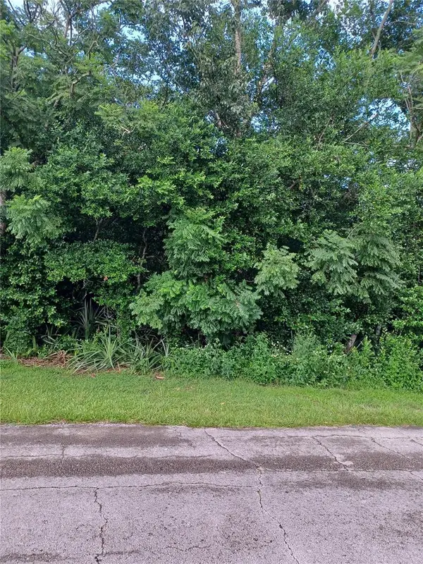 2265 Banbury Avenue, DELTONA, FL 32725