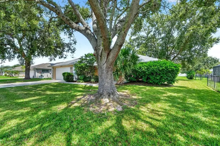 5 Spinnaker Circle, South Daytona, FL 32119 - #3