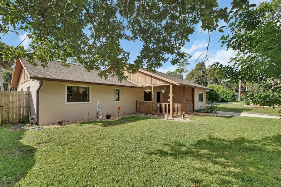 583 Cambridge Circle, South Daytona, FL 32119 - #2