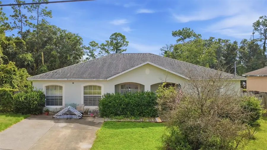 1045 8th Avenue, Deland, FL 32724 - #3