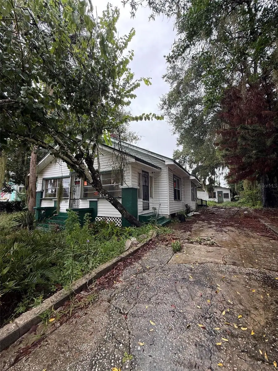 335 W Wisconsin Avenue, Deland, FL 32720 - #2