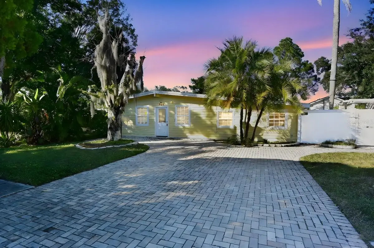 704 Buckingham Avenue W, Oldsmar, FL 34677 - Image #1