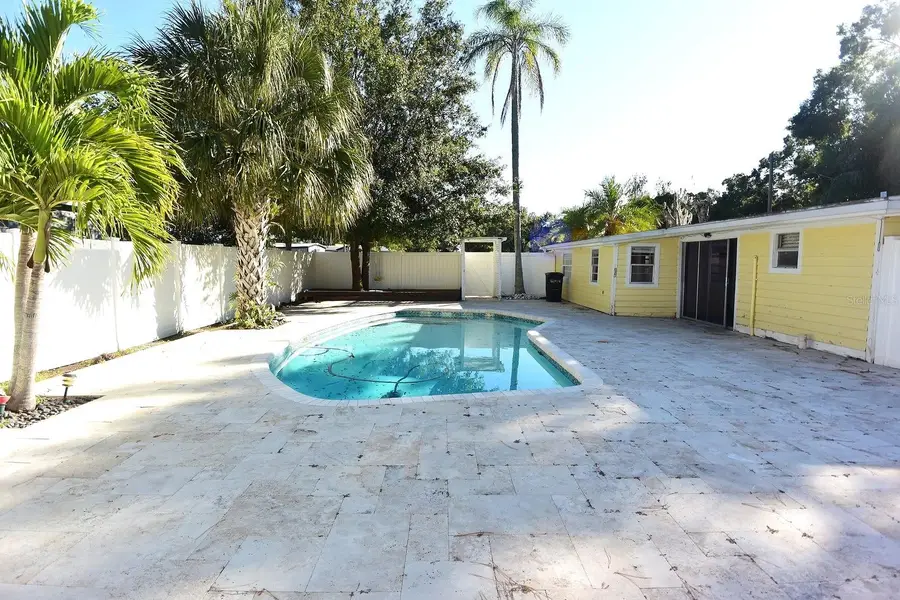 704 Buckingham Avenue W, Oldsmar, FL 34677 - Image #2