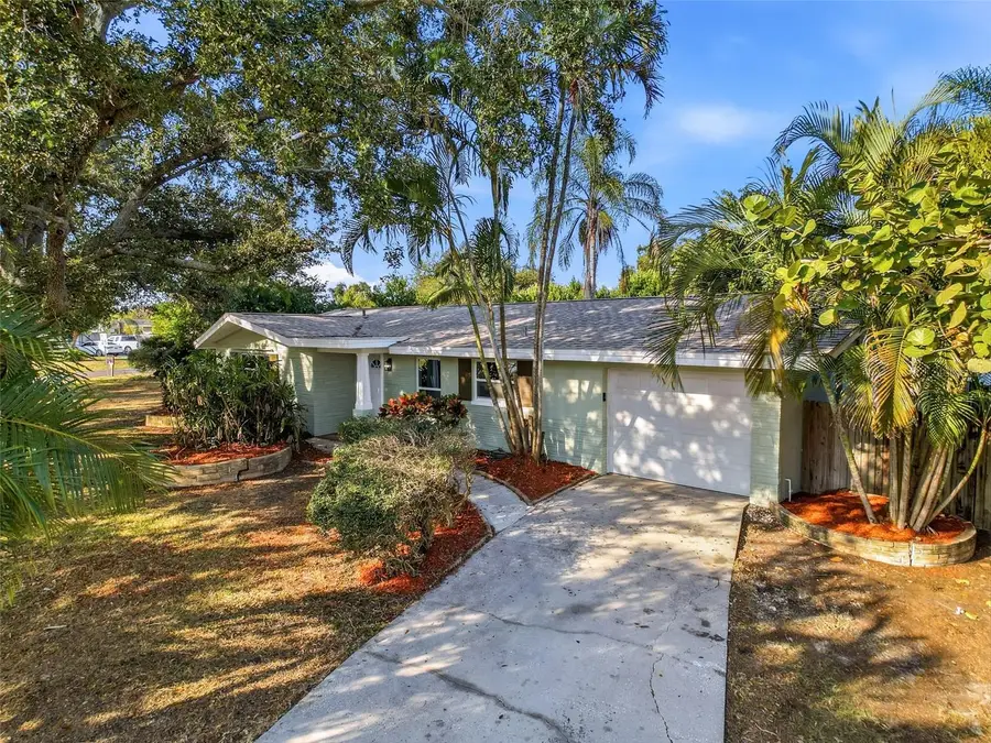 1406 S Lake Avenue, Clearwater, FL 33756 - Image #3