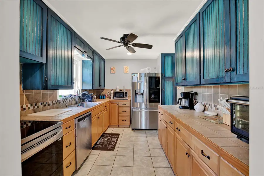 9425 Osceola Drive, New Port Richey, FL 34654 - Image #3