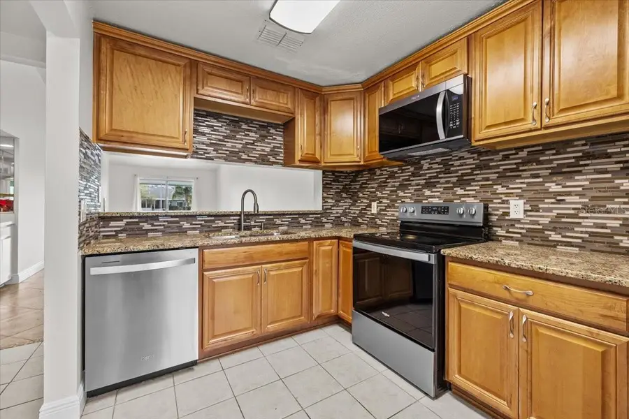 34 Brigton Court, Safety Harbor, FL 34695 - Image #2