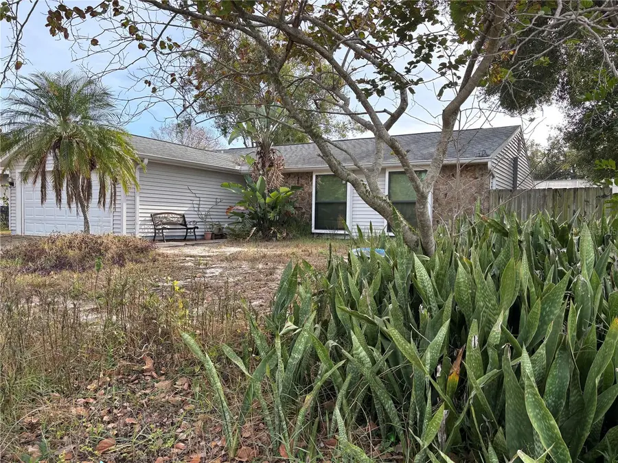 1023 Mineola Circle, Palm Harbor, FL 34683 - Image #2