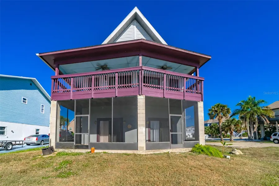 6432 Driftwood Drive, Hudson, FL 34667 - Image #3